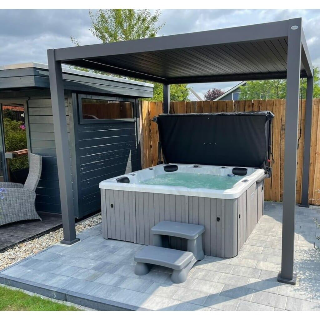 jacuzzi onder mirador overkapping