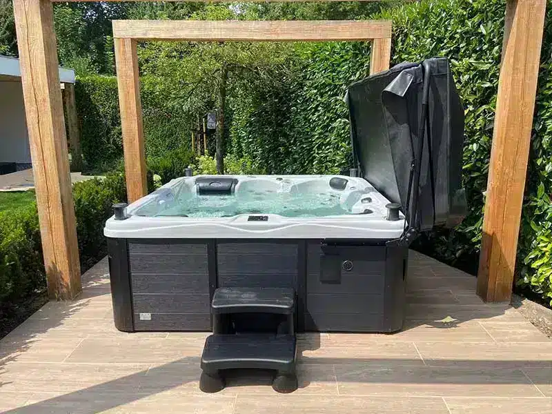 Waar u op moet bij het kopen van een jacuzzi - Lees het in onze