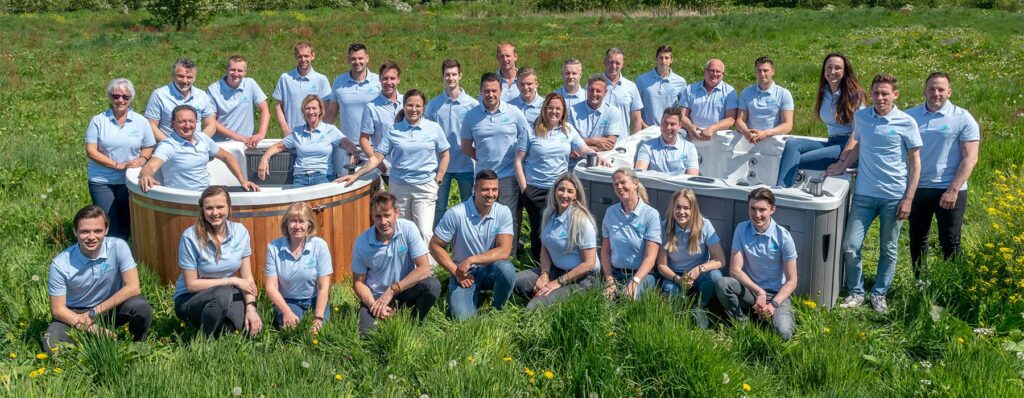 Groepsfoto alle medewerkers van Sunspa Benelux