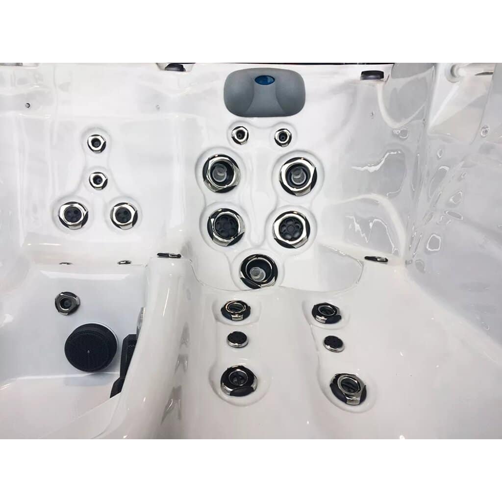 kuip van jacuzzi mystic