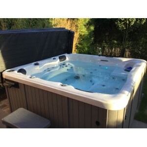 jacuzzi sunspa